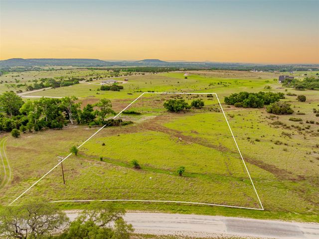 1517 Cottonwood Mesa DR, Kempner, TX 76539