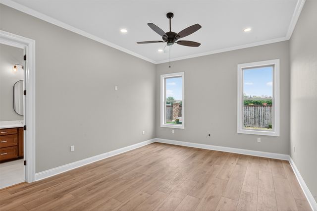 111 Katy Lane, Bossier City, LA 71111
