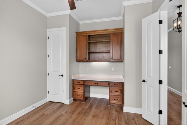 111 Katy Lane, Bossier City, LA 71111