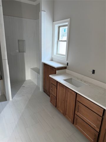 111 Katy Lane, Bossier City, LA 71111