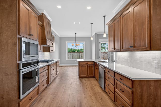 111 Katy Lane, Bossier City, LA 71111