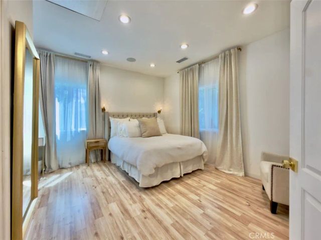 11454 Sunburst Street, Lakeview Terrace, CA 91342
