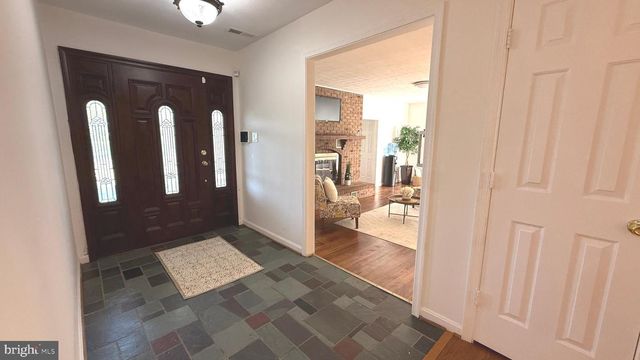 14791 CONWAY DR, Manassas, VA 20112