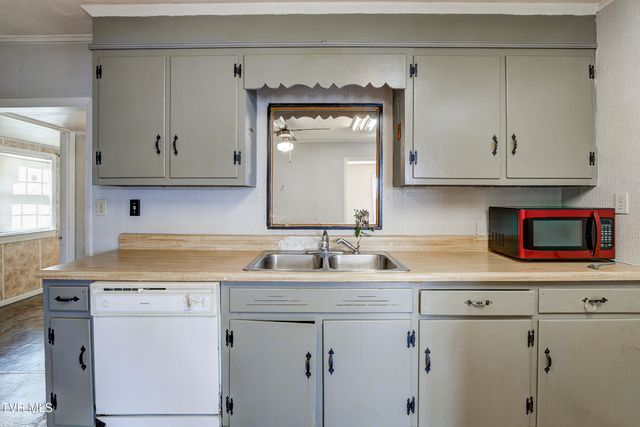 377 Henson Road, Bristol, TN 37620