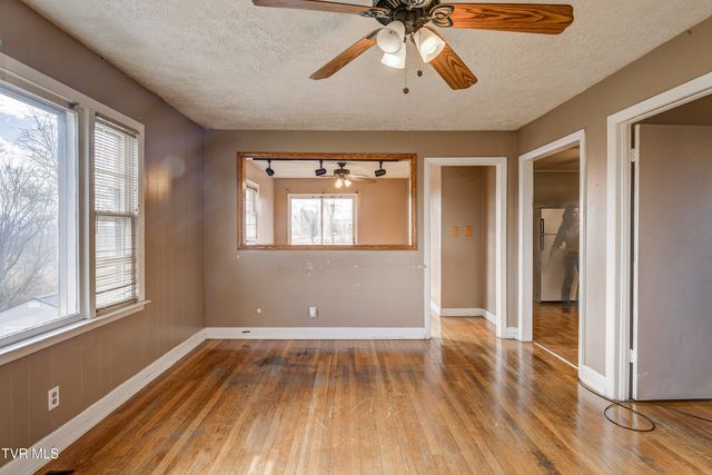 377 Henson Road, Bristol, TN 37620