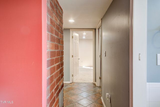 377 Henson Road, Bristol, TN 37620