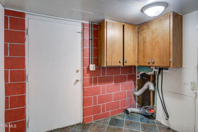 377 Henson Road, Bristol, TN 37620