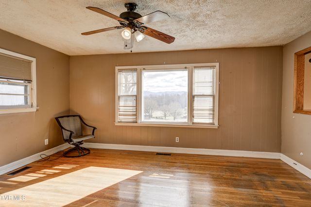 377 Henson Road, Bristol, TN 37620