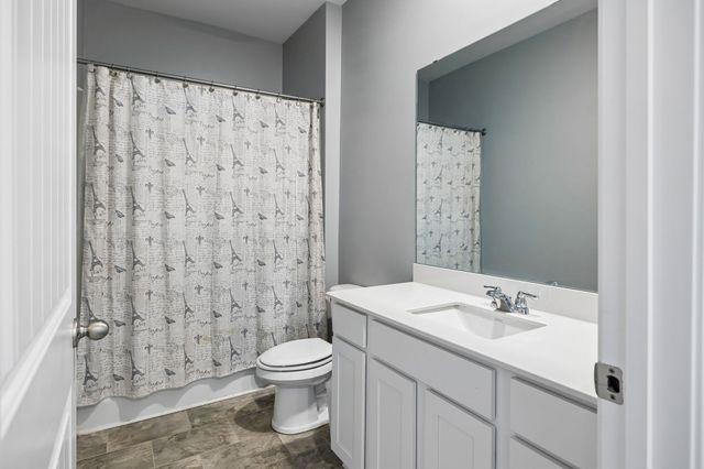 432 Lauren Ln, Chapel Hill, TN 37034