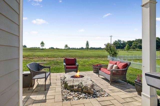 432 Lauren Ln, Chapel Hill, TN 37034