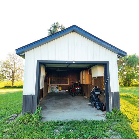 1171 W 1000 N, Alexandria, IN 46001