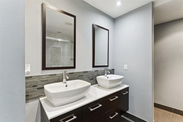 1801 Westminster Place, Nichols Hills, OK 73120