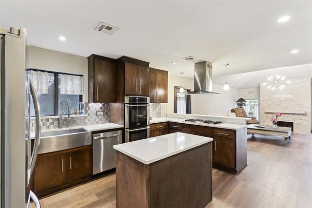 1801 Westminster Place, Nichols Hills, OK 73120