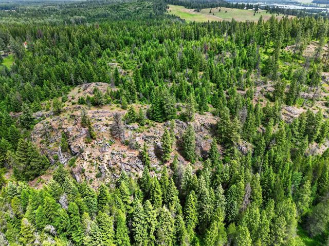 600 Huntley Ln, Newport, WA 99156