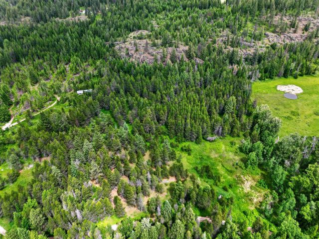 600 Huntley Ln, Newport, WA 99156