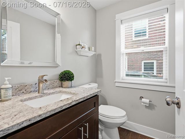 1427 N Maple Avenue, Royal Oak, MI 48067