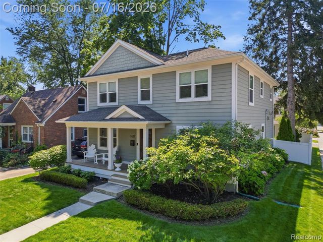 1427 N Maple Avenue, Royal Oak, MI 48067