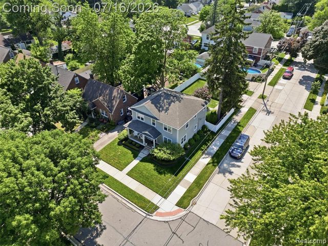 1427 N Maple Avenue, Royal Oak, MI 48067