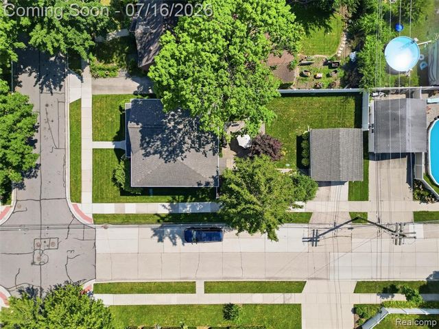 1427 N Maple Avenue, Royal Oak, MI 48067