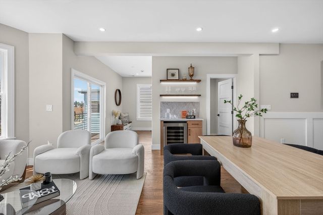 555 Somerville Ave 2, Somerville, MA 02143