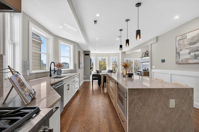 555 Somerville Ave 2, Somerville, MA 02143