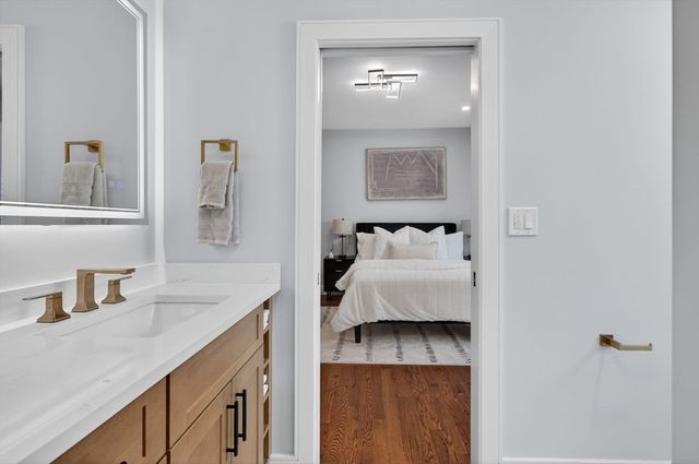 555 Somerville Ave 2, Somerville, MA 02143