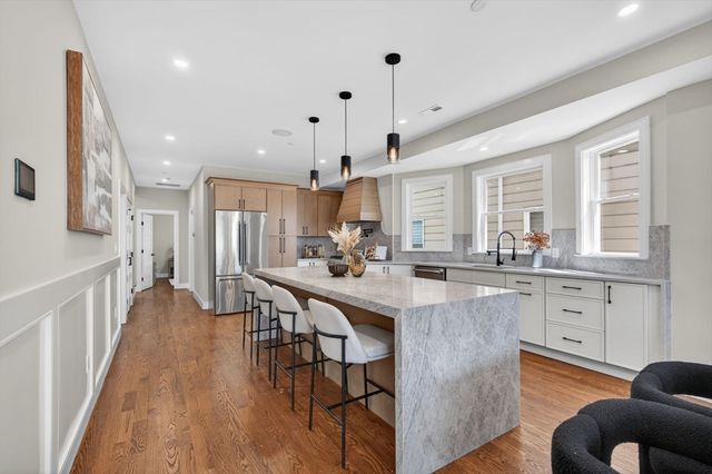 555 Somerville Ave 2, Somerville, MA 02143