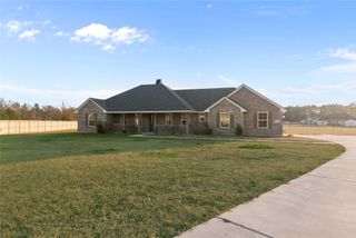 3523 Windwood Circle, Shreveport, LA 71107