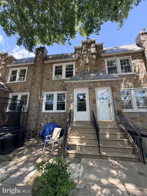 3229 WELLINGTON ST, Philadelphia, PA 19149