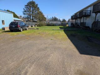 704 Seahorse Avenue NE, Ocean Shores, WA 98569