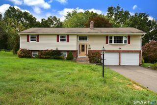 50 Valley View Drive, South Windsor, CT 06074