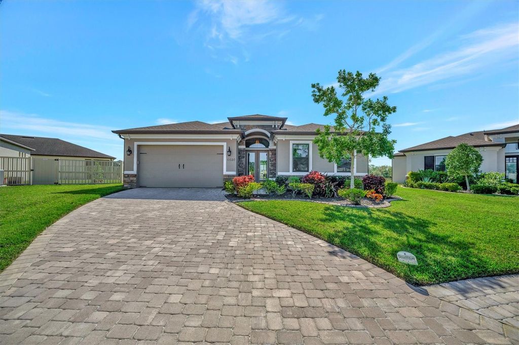 Image 1 of property listing at 6620 35TH COURT E, Sarasota, FL 34243