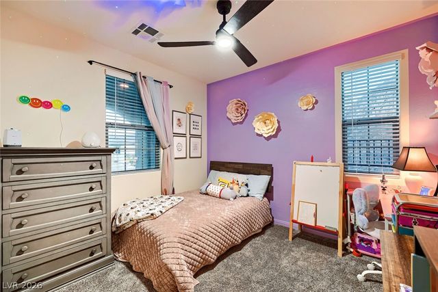 41 Tatahatso Point Street, Henderson, NV 89011