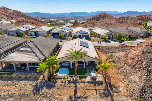41 Tatahatso Point Street, Henderson, NV 89011