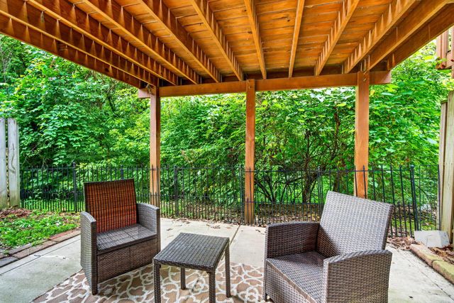 235 Brueghel Road, Blacklick, OH 43004