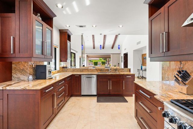 47801 Quercus Lane, Palm Desert, CA 92260