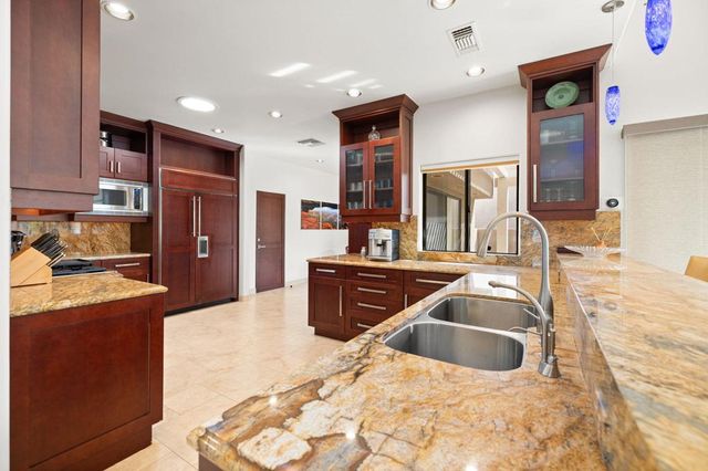 47801 Quercus Lane, Palm Desert, CA 92260