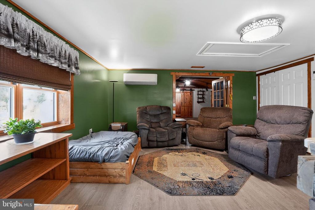 Image 34 of property listing at 3500 GLENWOOD RD, Baltimore, MD 21220