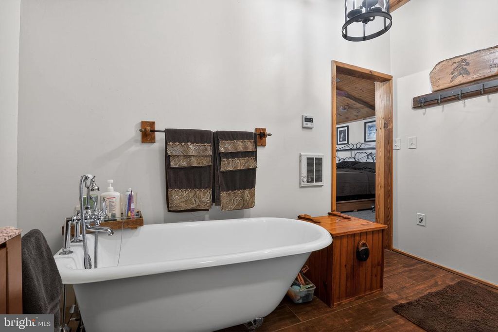 Image 45 of property listing at 3500 GLENWOOD RD, Baltimore, MD 21220