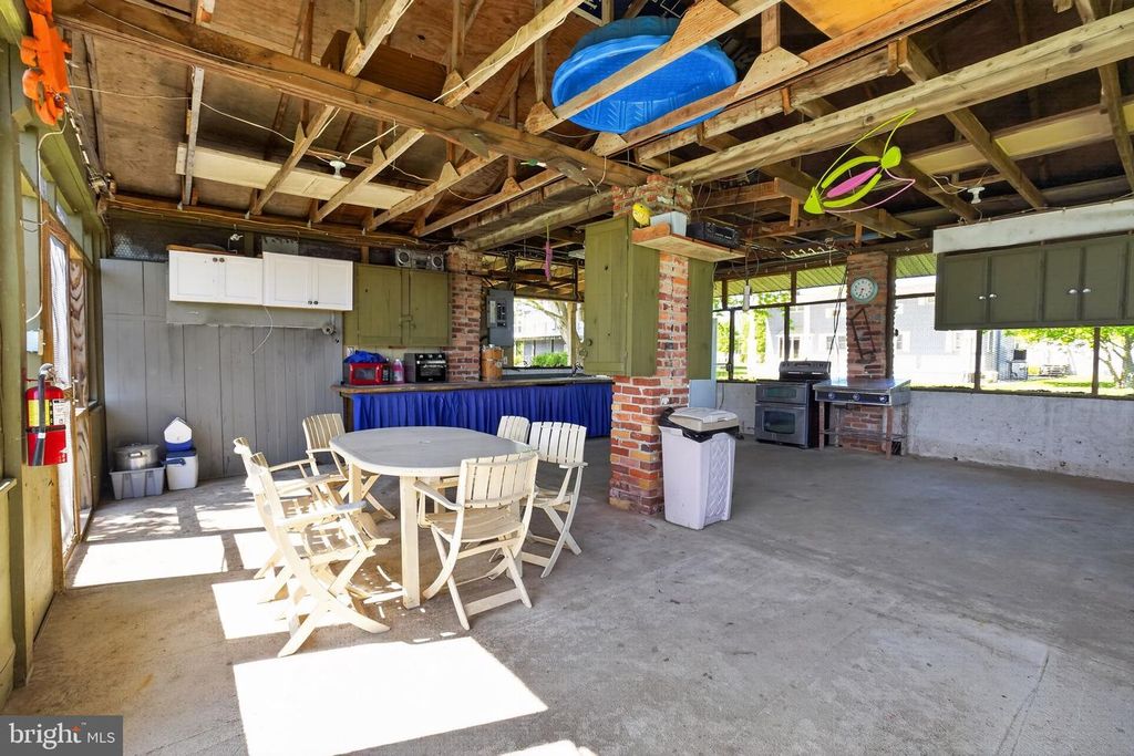 Image 51 of property listing at 3500 GLENWOOD RD, Baltimore, MD 21220