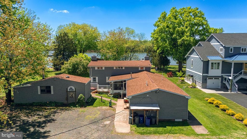 Image 59 of property listing at 3500 GLENWOOD RD, Baltimore, MD 21220