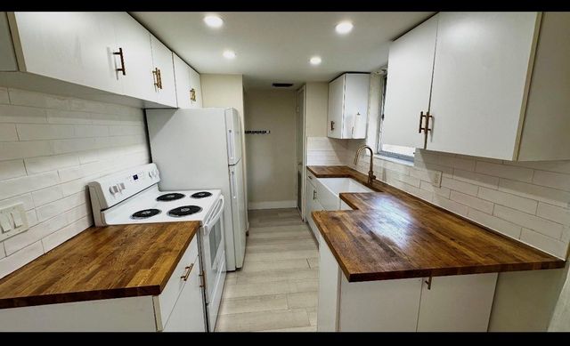 1710 Mckinley Street 2, Hollywood, FL 33020