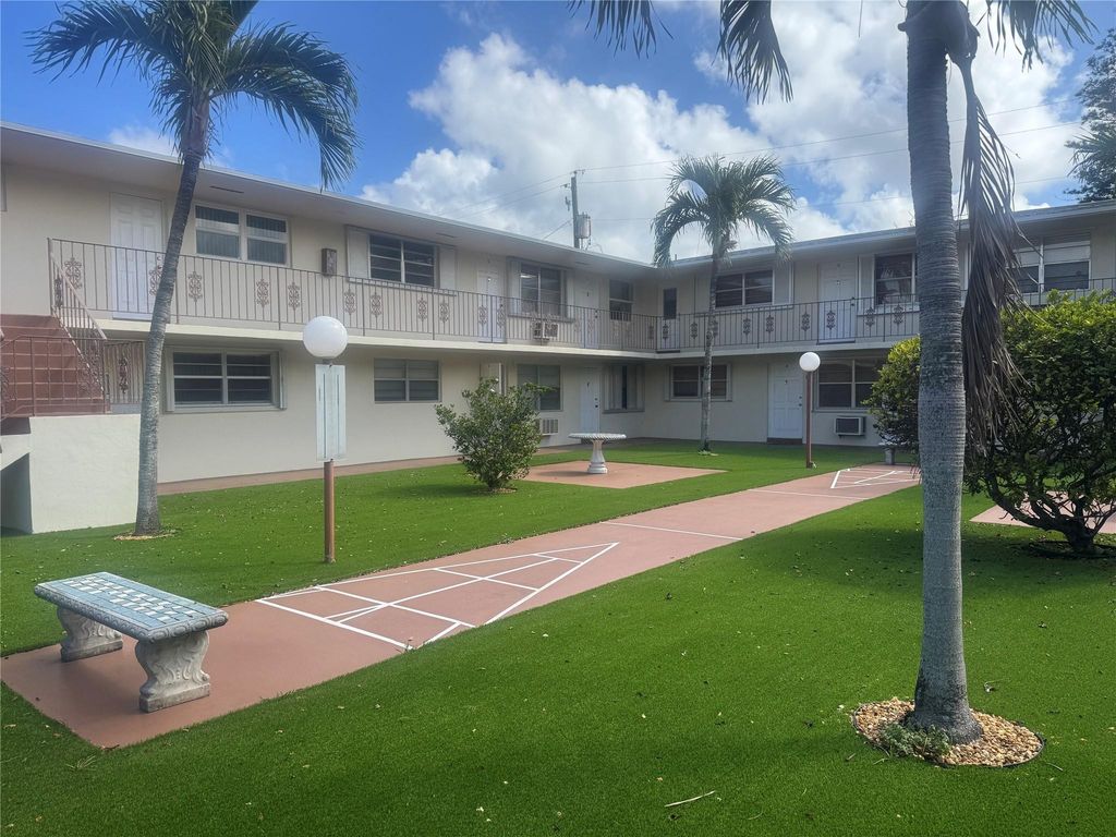 1710 Mckinley Street 2, Hollywood, FL 33020