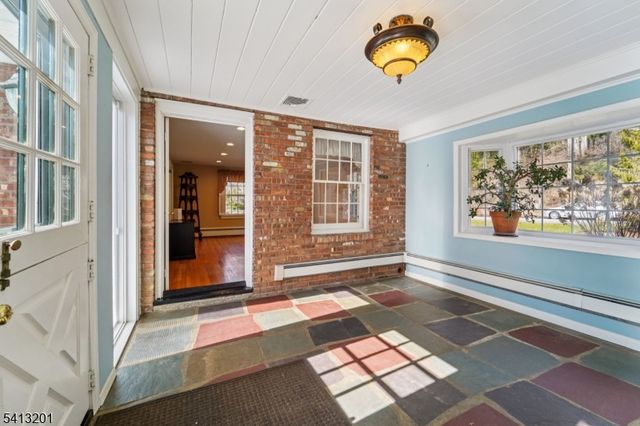 225 Emmans Rd, Roxbury Twp., NJ 07836