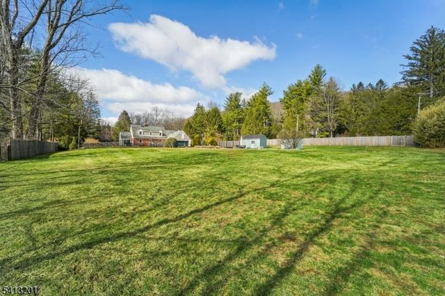 225 Emmans Rd, Roxbury Twp., NJ 07836