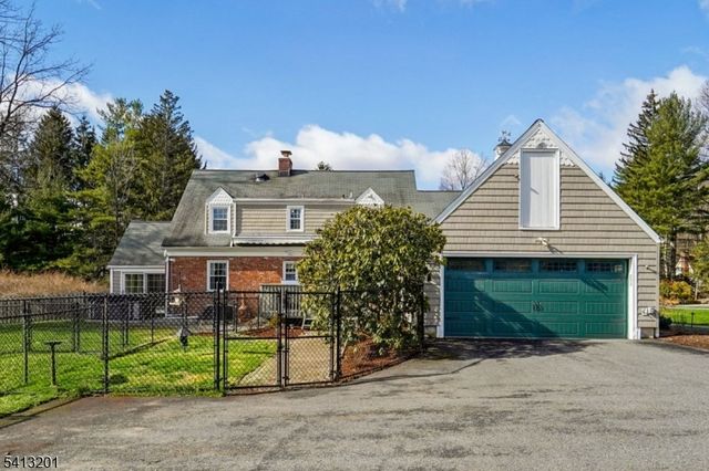 225 Emmans Rd, Roxbury Twp., NJ 07836