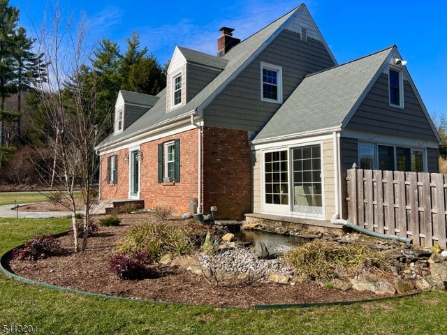 225 Emmans Rd, Roxbury Twp., NJ 07836