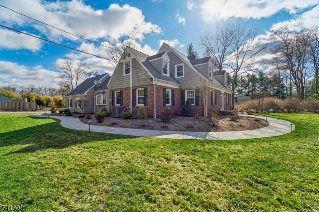 225 Emmans Rd, Roxbury Twp., NJ 07836