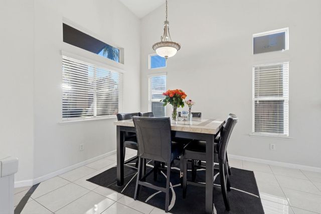 2857 E Ryan Lane, Fresno, CA 93720