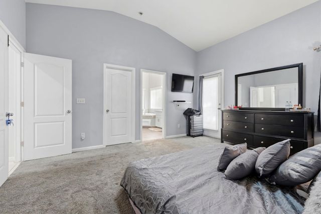 2857 E Ryan Lane, Fresno, CA 93720